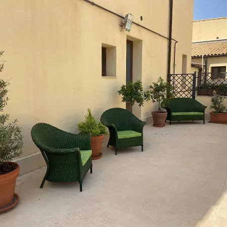 Oda ve Kahvaltı Sorella Luna Siraküza