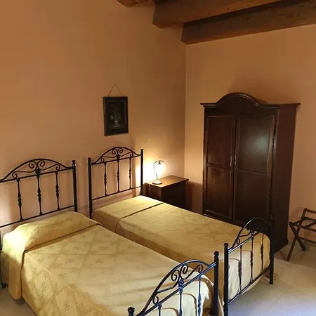 Sorella Luna 4*