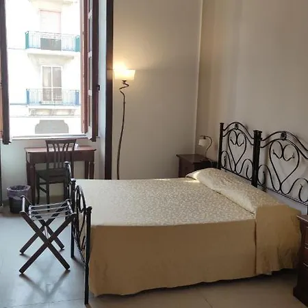 Bed & Breakfast Sorella Luna Syracuse