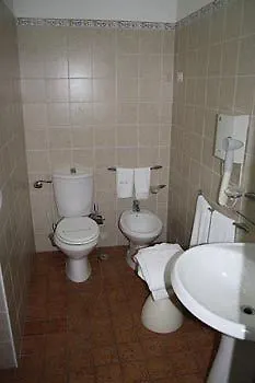 Sorella Luna Bed & Breakfast 3*
